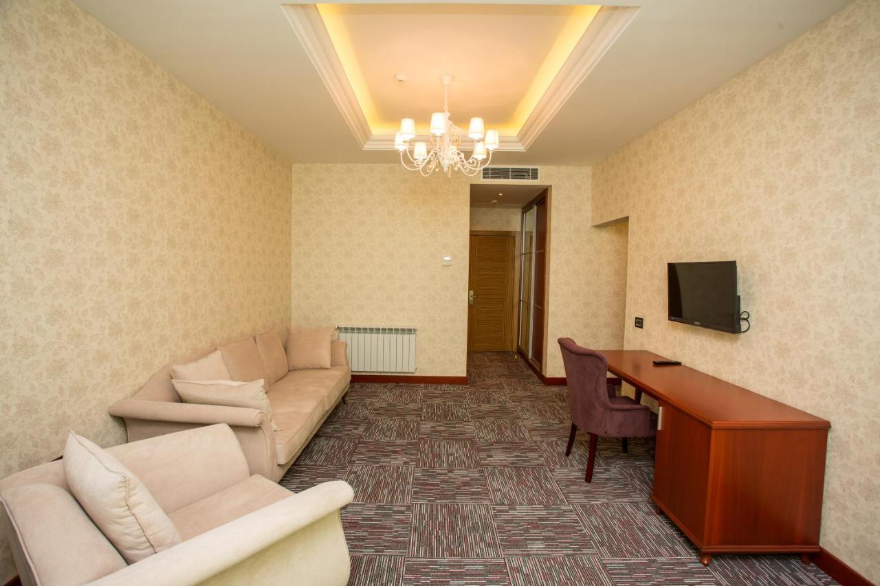 Azpetrol Hotel Qusar Extérieur photo